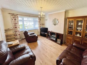 Lounge- click for photo gallery